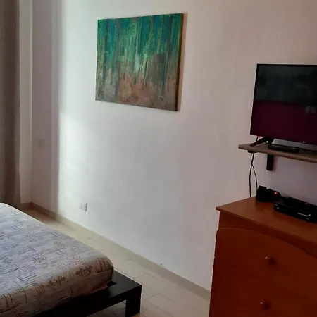 Le Vignole Apartment Ameno