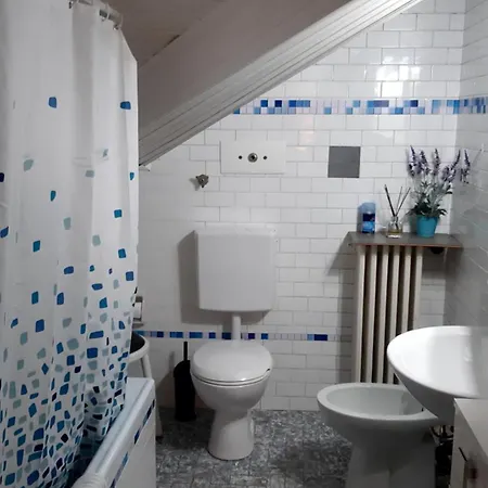 Le Vignole Apartment *